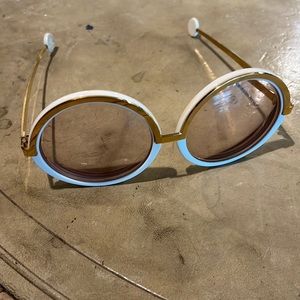 Vintage Ray Ban Bausch & Lomb USA Gibby Glasses Gold and White Round